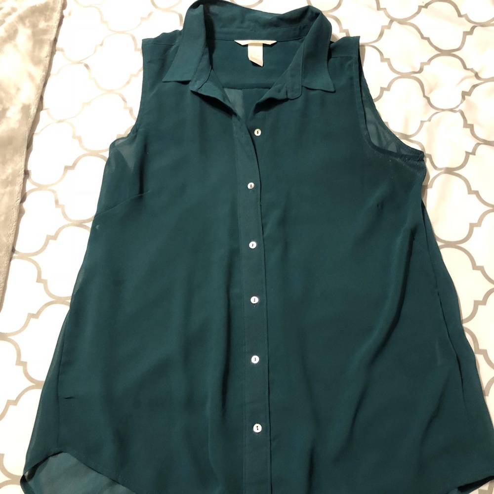 H&M collared, button-down sleeveless dress top